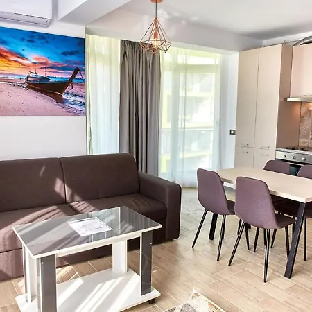 Melody By Alz Apartmán *